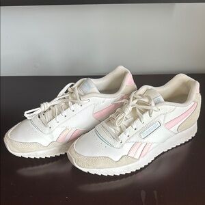 Reebok White and Pink Retro Sneakers | Size 8